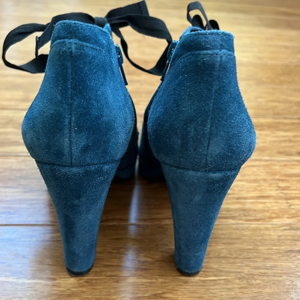 BODEN Booties Navy Lace Up/Side Zip Platform sz 38